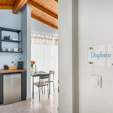 Daphne Lovely Loft In The Heart Of Apartmán