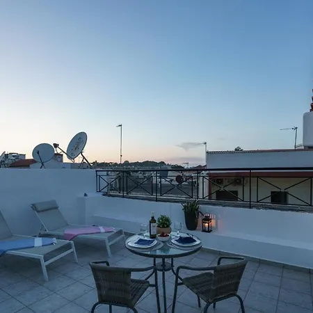 Daphne Lovely Loft In The Heart Of Apartmán Rethymno