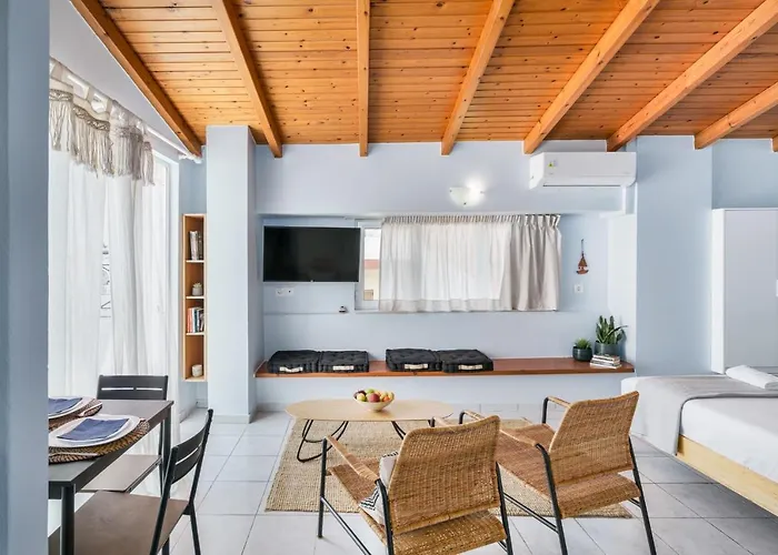 Daphne Lovely Loft In The Heart Of * Rethymno (Crete)