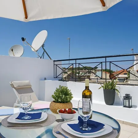 Daphne Lovely Loft In The Heart Of * Resmo